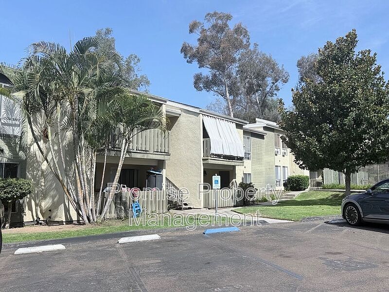1st image of 830 W Lincoln Ave Unit 186