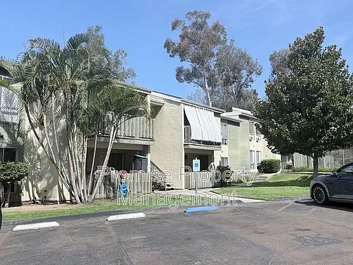 830 W Lincoln Ave Photo 1