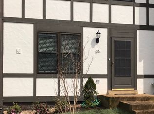 38 Millard Ct, Sterling, VA 20165
