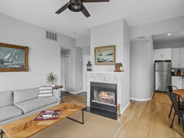 8 Mount Vernon St APT 2, Dorchester, MA 02125