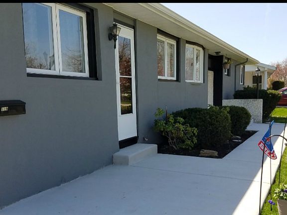 2nd image of 119 Marian Dr