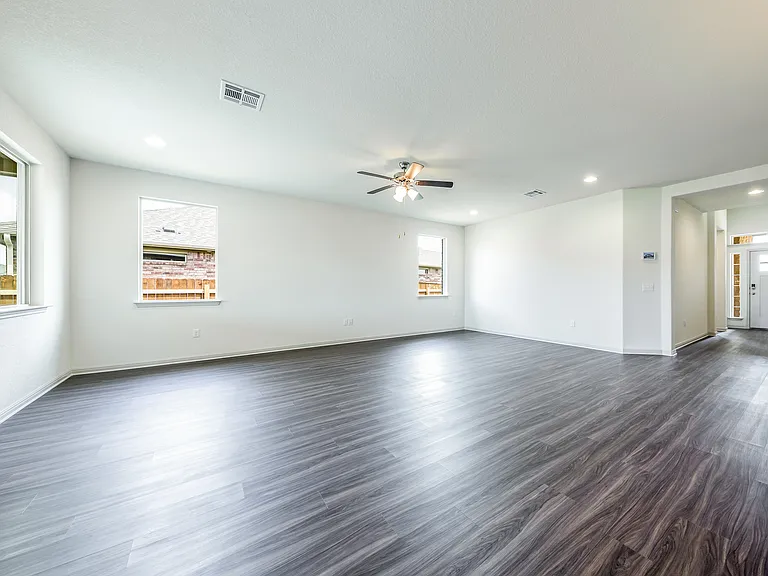 16809 Aventura Ave — Photo 13