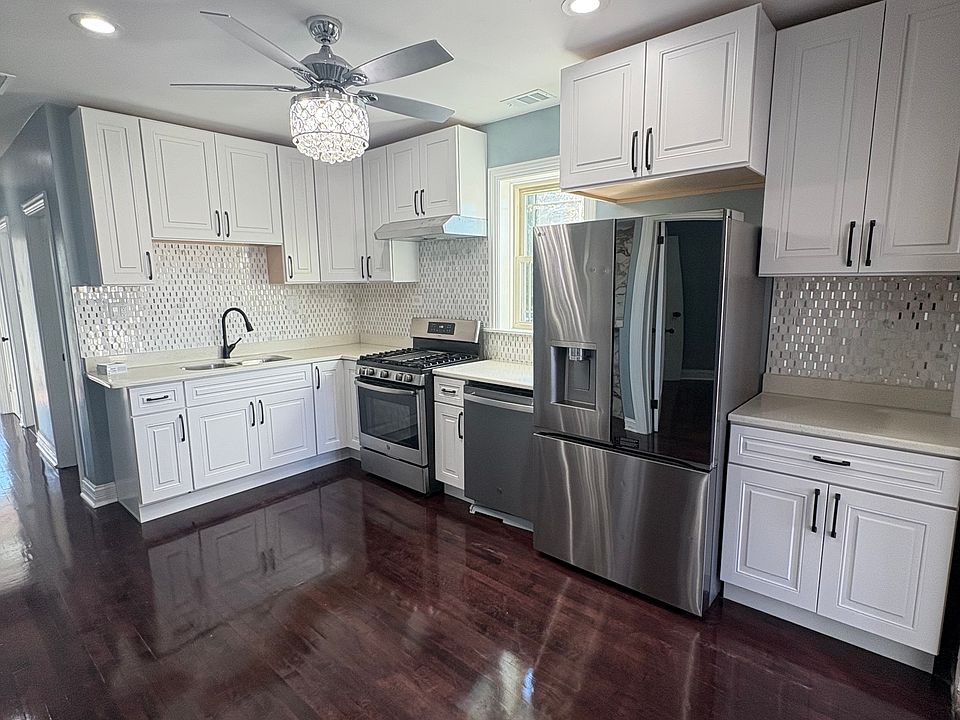 1st image of 2026 W McLean Ave APT 3