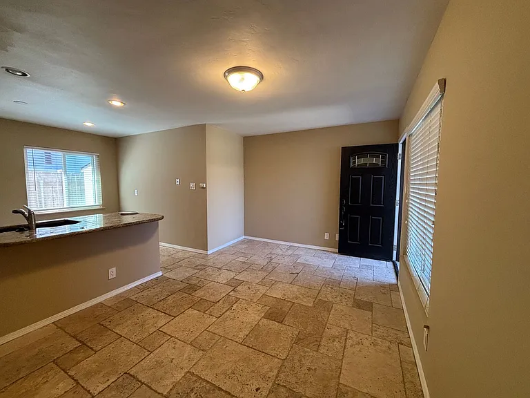 Imperial Beach Living at its Best! — Photo 20
