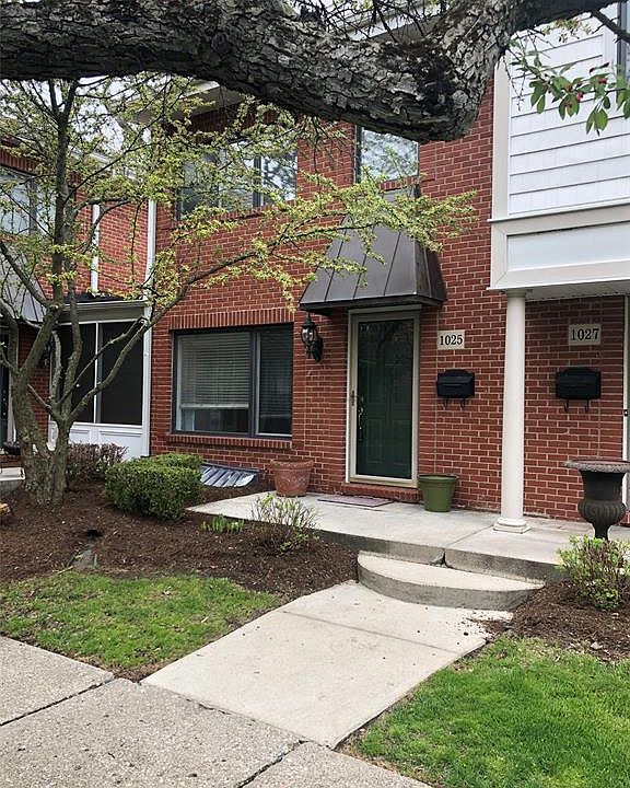 1st image of 1025 N Old Woodward Ave #1