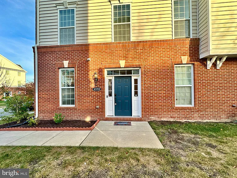 43213 Whelplehill Ter — Photo 5