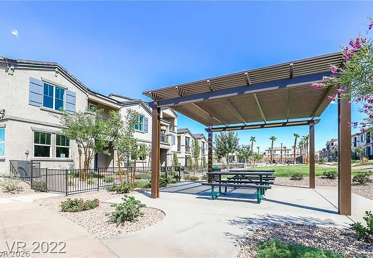512 Ylang Pl — Photo 18