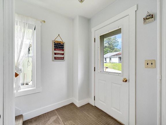 4th image of 10 Kynoch Avenue