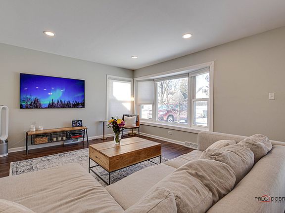 5th image of 1011 N Haddow Ave
