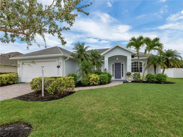 1040 Southlakes Way SW, Vero Beach, FL 32968