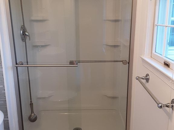 Master bedroom bathroom