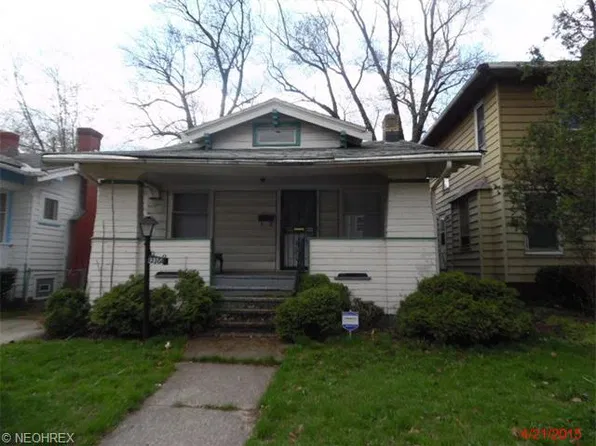 13304 Hartford Rd, East Cleveland, OH 44112