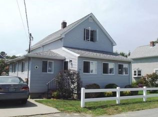 57 Pleasant St, Bourne, MA 02571