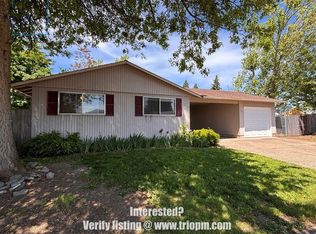 5236 D St, Springfield, OR 97478
