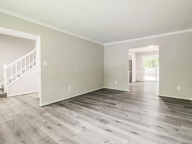 10885 Oak Green Ct — Photo 31