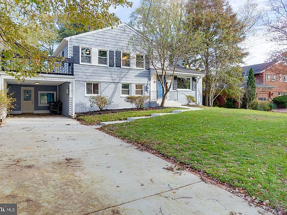 2nd image of 8505 Culver Pl