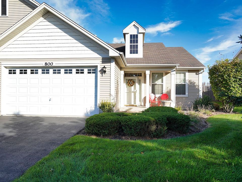 1st image of 800 Bellevue Cir