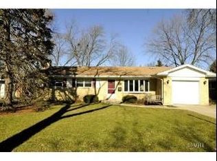 808 E Jules St, Arlington Heights, IL