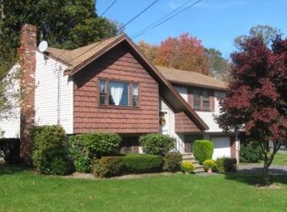 41 Lantern Ln, Randolph, MA 02368