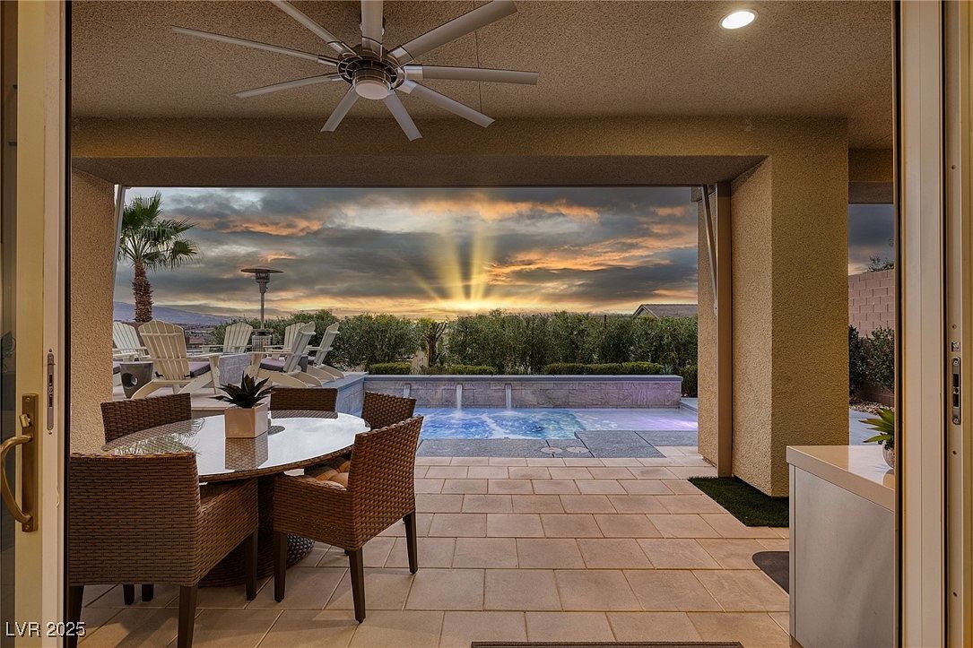 7 Hilltop Crest St, Henderson, NV 89011 | Zillow