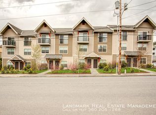 620 32nd St, Bellingham, WA 98225