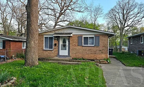809 Hobart St Photo 1