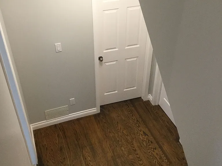 33 Belleview Dr #LOWER — Photo 7