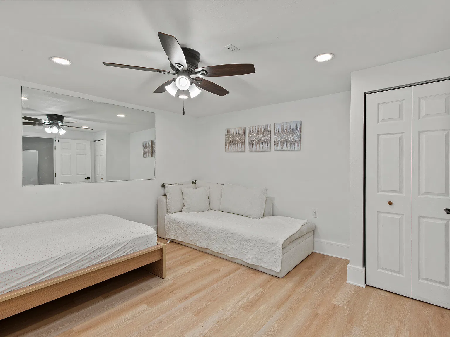 2 bed, 1225 sqft, $2,095 — Photo 4