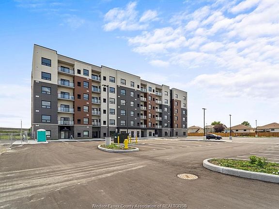 4th image of 4785 Walker Rd #507