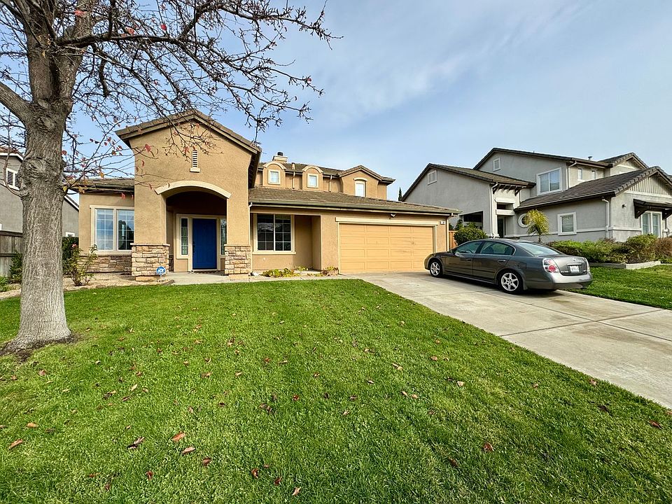 1st image of 38 Highridge Dr