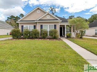 37 Savannah Ln, Richmond Hill, GA 31324