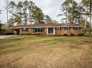 241 Fox Bay Rd, Loris, SC 29569