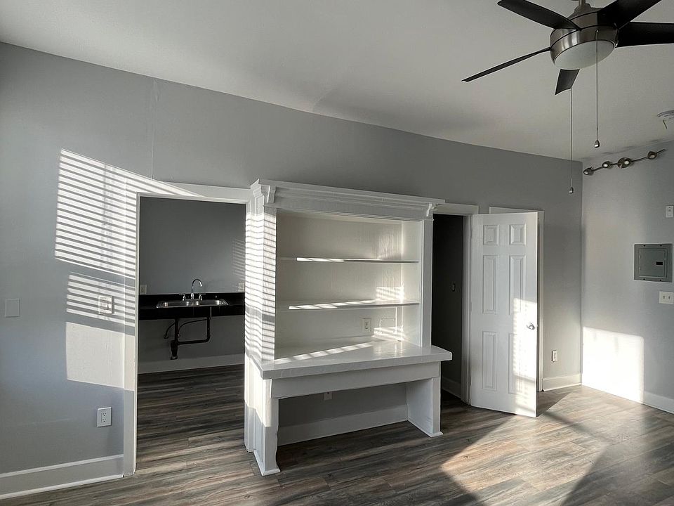 1st image of 1833 S Main St #418