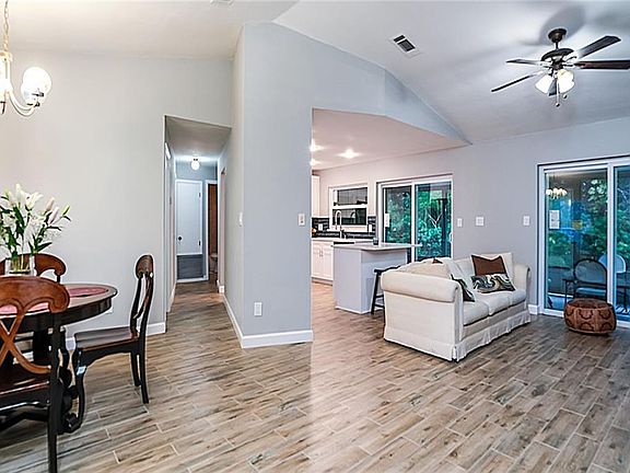 2nd image of 8820 Brackenwood Dr