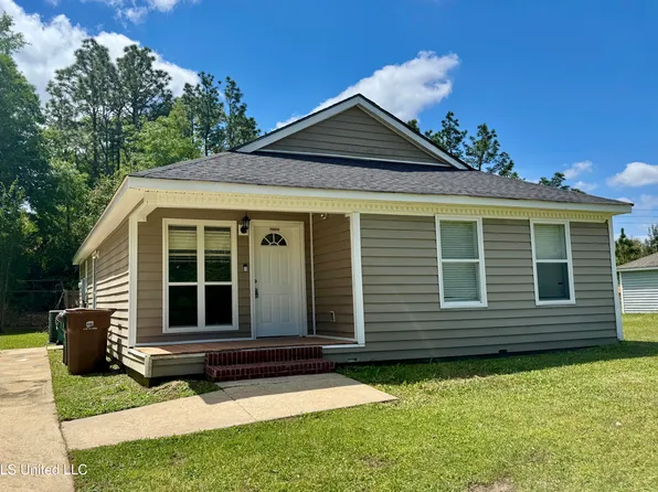 19211 Crestwick St, Saucier, MS 39574