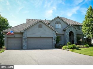 3673 Commonwealth Rd, Woodbury, MN 55125