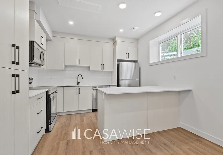 11323 106th St NW #4B — Photo 1