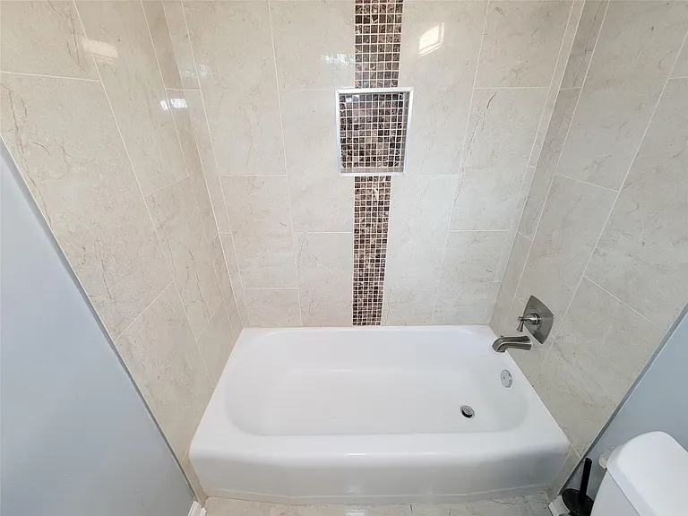 5846 Ettrick Dr — Photo 27