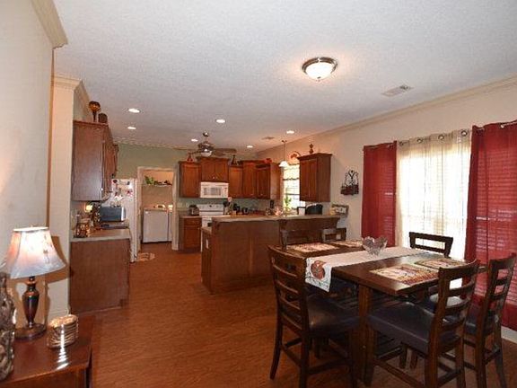 5th image of 1337 Lee Road 946