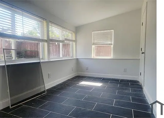 28 Right Wing Dr — Photo 19