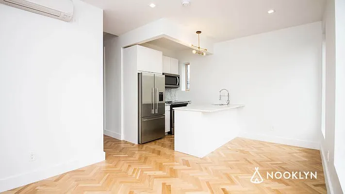 Rented by Nooklyn NYC LLC | media 29