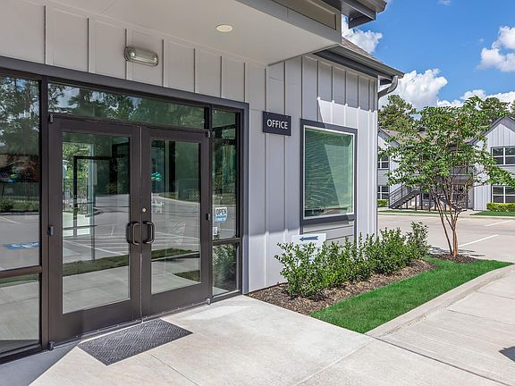 3rd image of 1933 Argo Rd #45