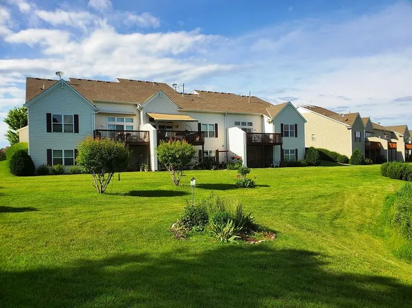 702 10th St S #2402, Buffalo, MN 55313