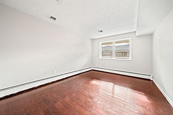 4th image of 36 Pleasant Dr APT 48