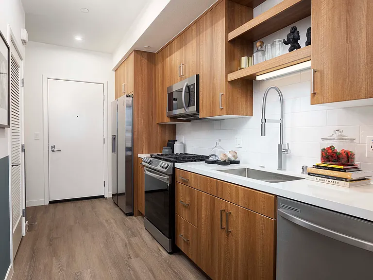 Alexan Noho West — Photo 23
