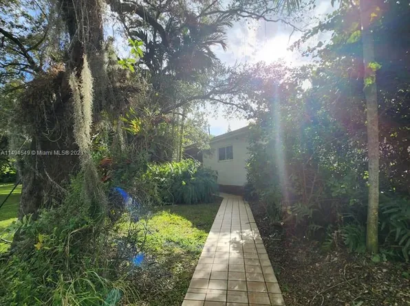5400 SW 63rd Ave, South Miami, FL 33155