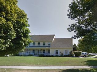 6592 Palo Verde Dr, Rockford, IL 61114