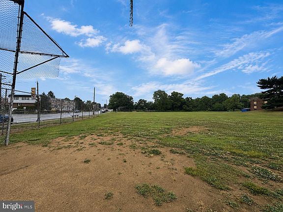 5th image of 3201 Chesterfield Rd