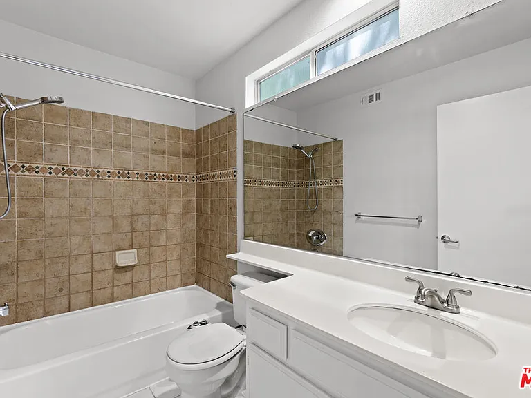 14061 Milbank St #4 — Photo 11