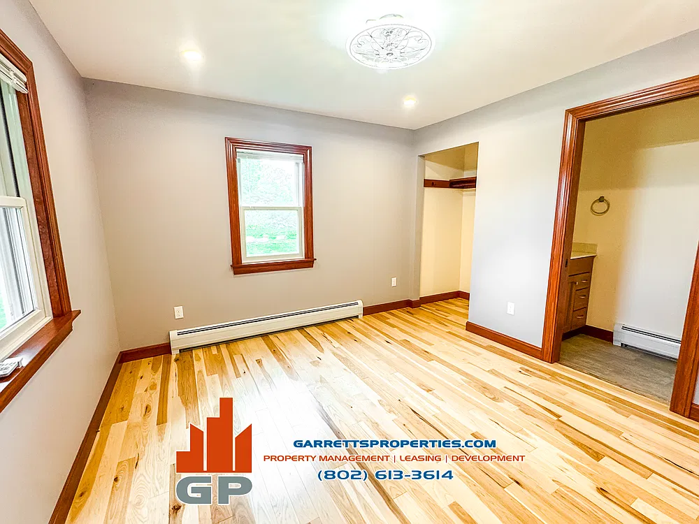 98 W Shore Rd — Photo 3